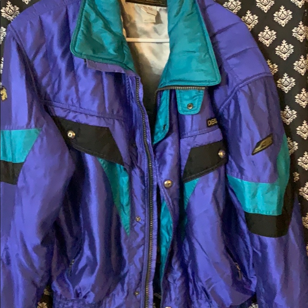 80s retro ski jacket.